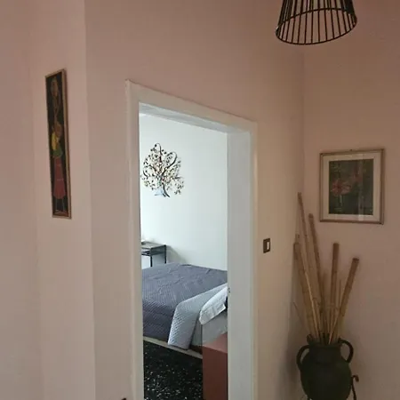 - 20 Min A Piedi Dal Centro Privatunterkunft
