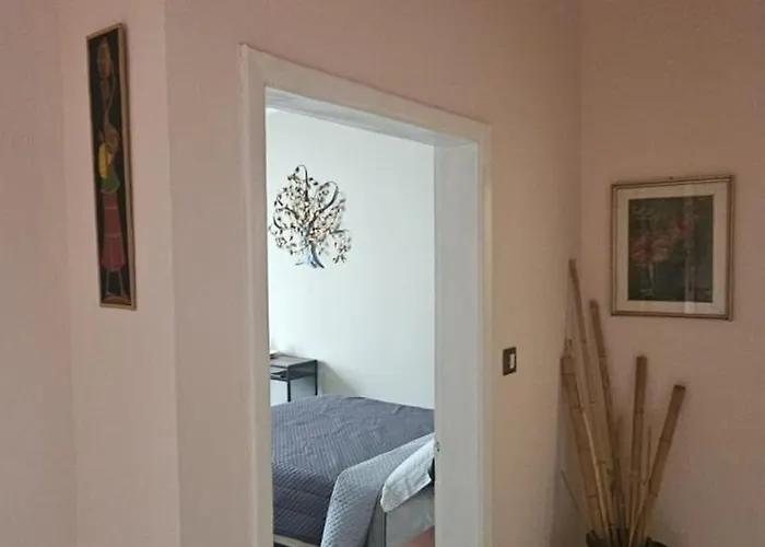 - 20 Min A Piedi Dal Centro Pansiyon